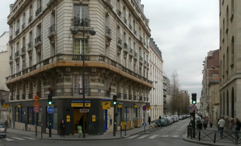 Angle rue Vauvenargues et rue Marcadet