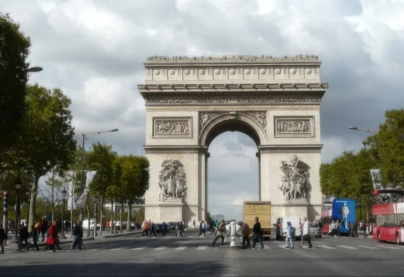 Arc de Triomphe