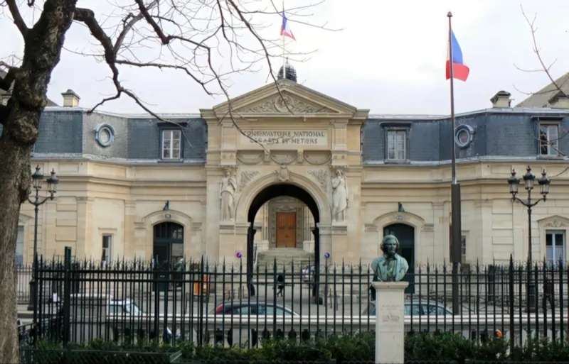 Entrée du Conservatoire des Arts et Métiers