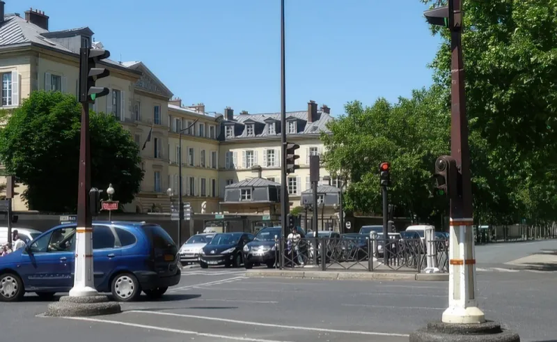 Boulevard des Invalides