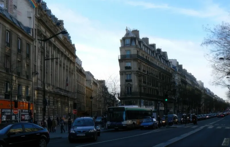 Bourse du travail, boulevard Magenta et rue Château d'Eau
