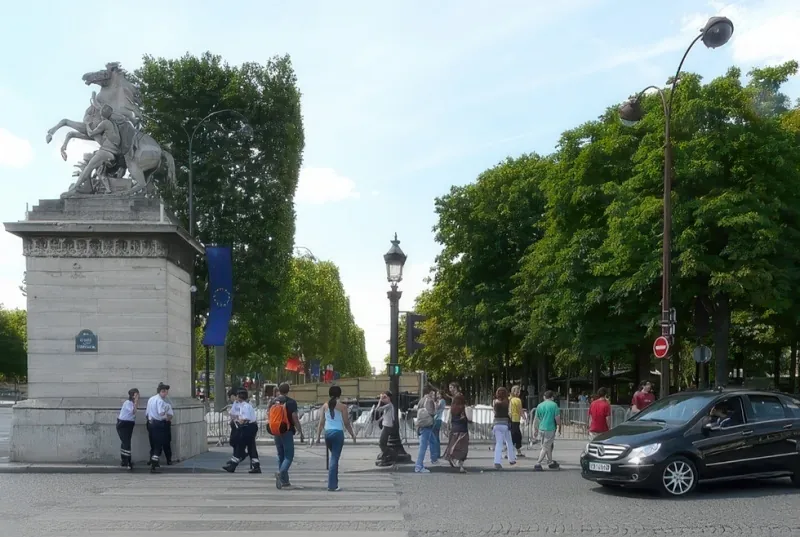 Champs Elysées