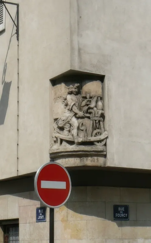 Enseigne rue des Nonnains d'Hyères