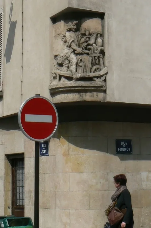 Enseigne rue des Nonnains d'Hyères