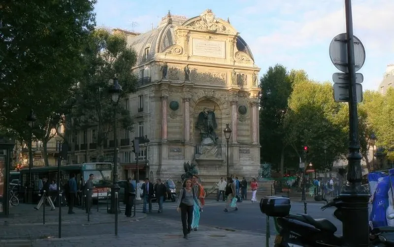 Fontaine Saint-Michel