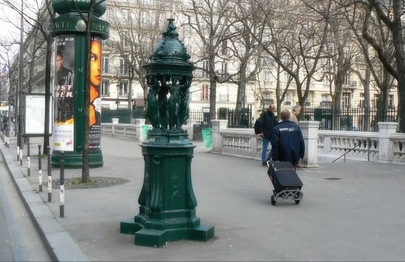 Fontaine Wallace Boulevard Sébastopol