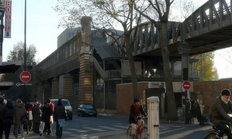 Station de métro Jaurès
