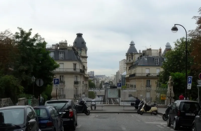 Métro Passy