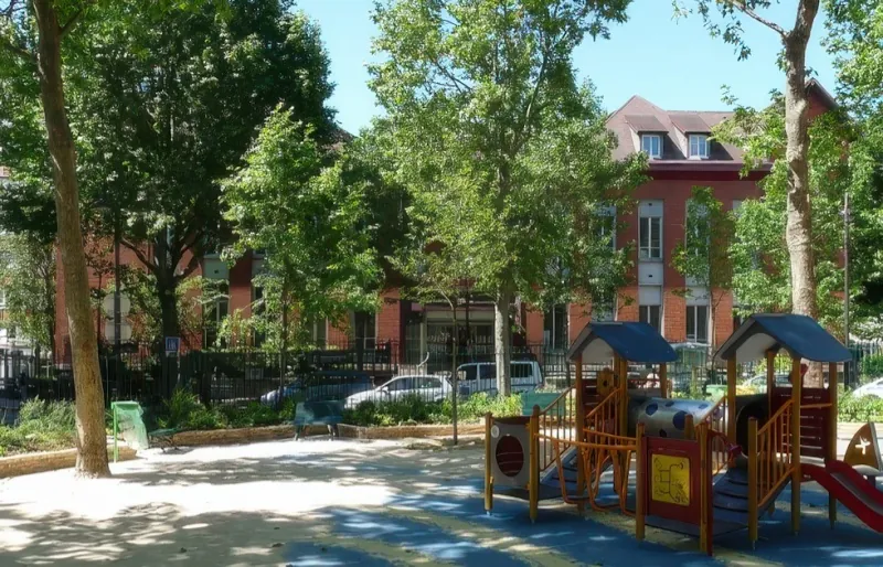 Place de l'abbé Georges Hénocque