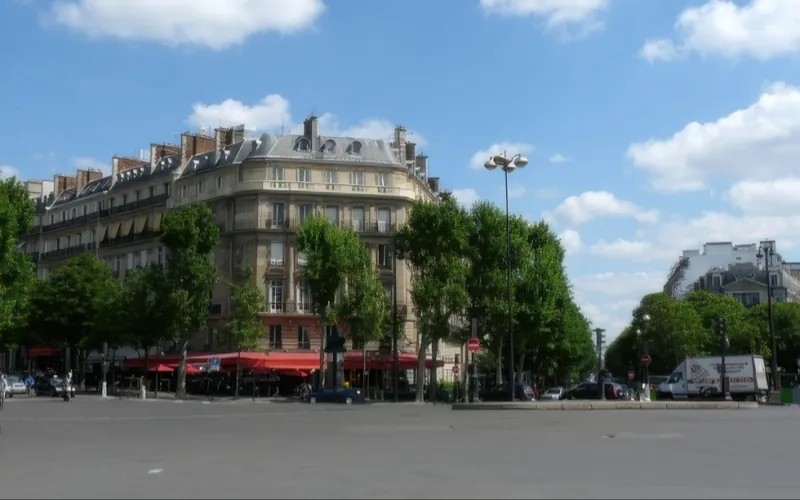 Place de l'Alma