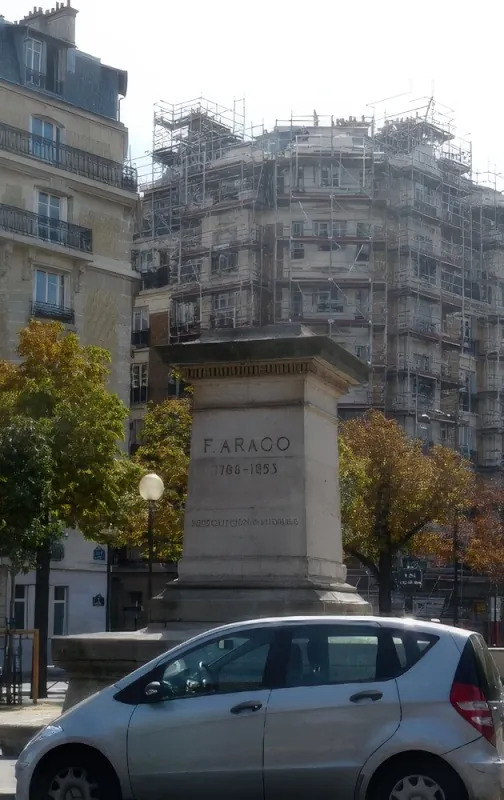 Place de l'Ile de Sein