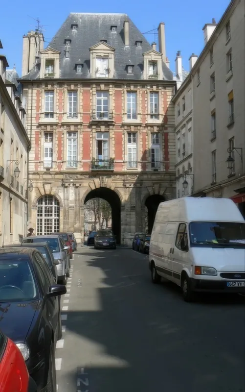Rue Birague