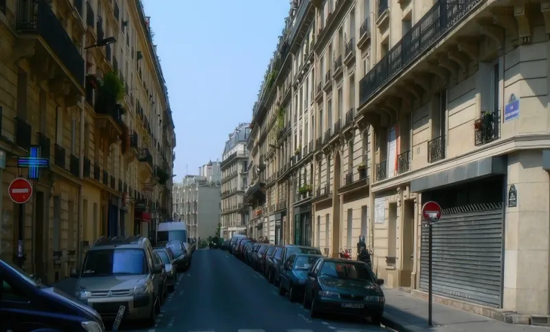 Rue Camille Desmoulins
