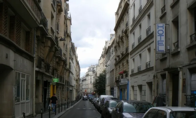 Rue La Condamine
