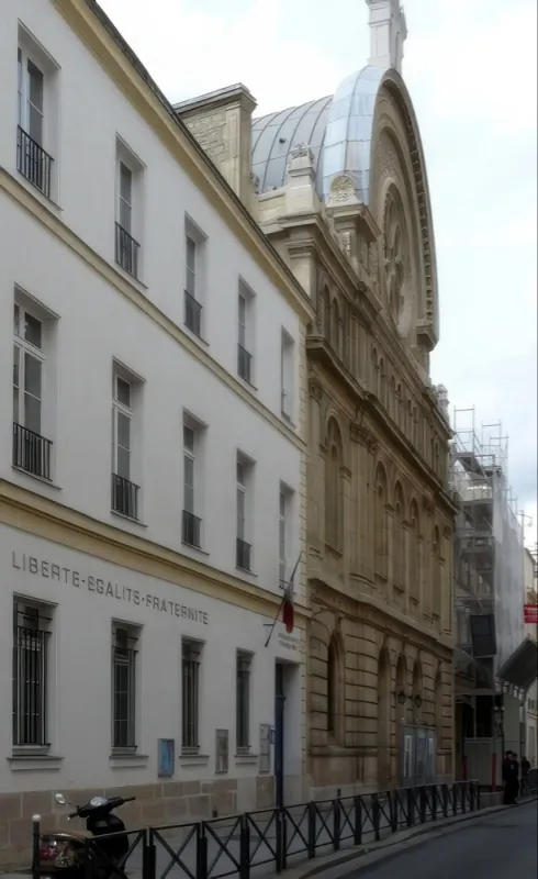 Rue des Tournelles