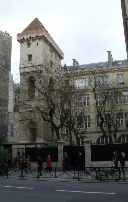 Rue Etienne Marcel et Tour Jean sans Peur