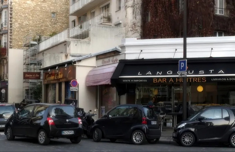 Rue Lekain