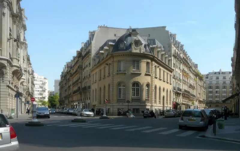 Rue Sédillot et rue Dupont des Loges