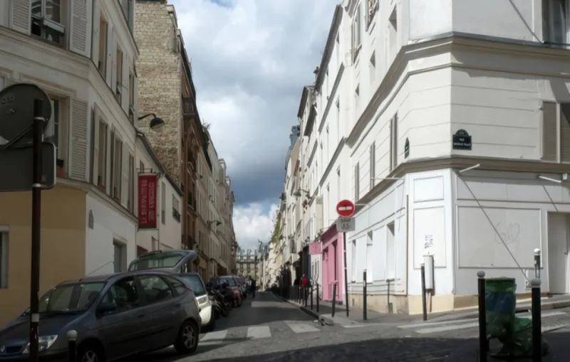 Rue Véron