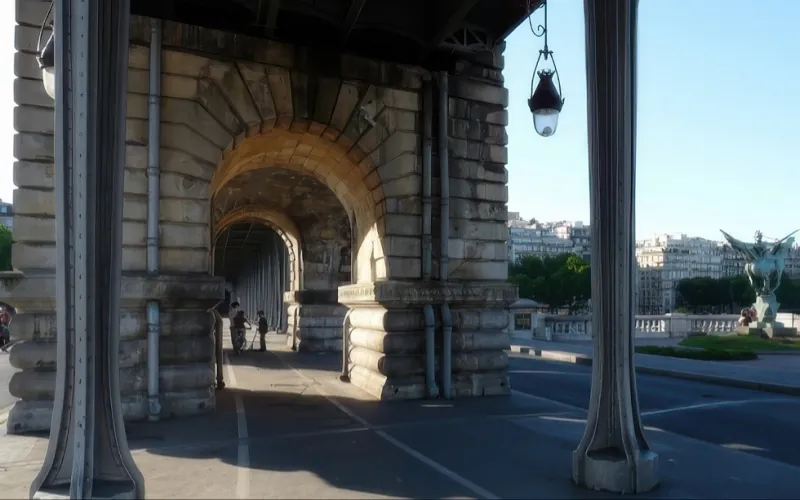 Pont de Bir-Hakeim