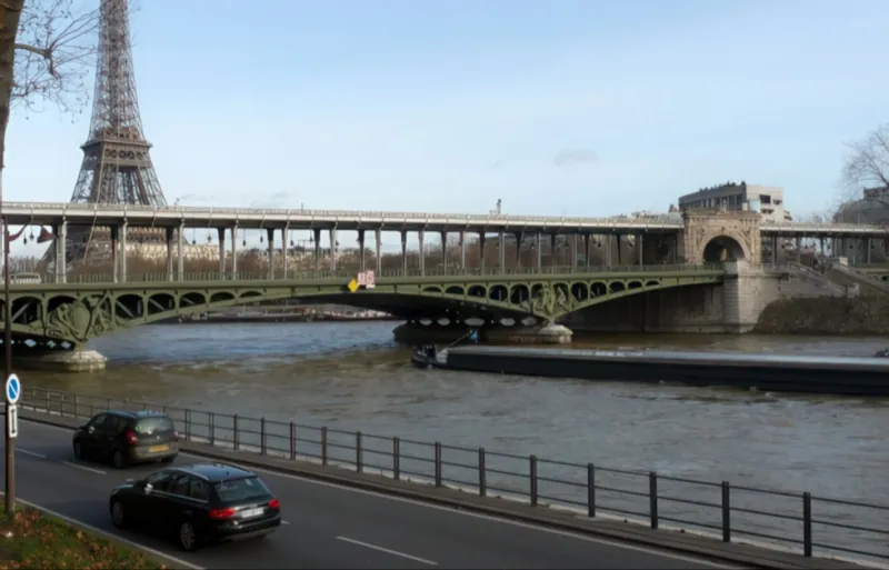 Pont de Bir Hakeim
